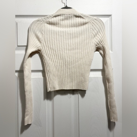 Madewell Brenville Crop Cardigan Wool Blend Sweater in Antique Cream Ribbed XS - Picture 9 of 11